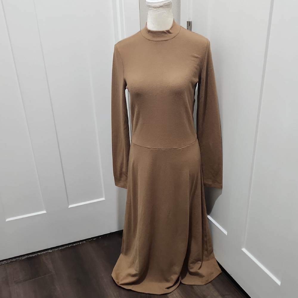 Vince Long-Sleeve Mock Neck Maxi Dress in Camel Brown
